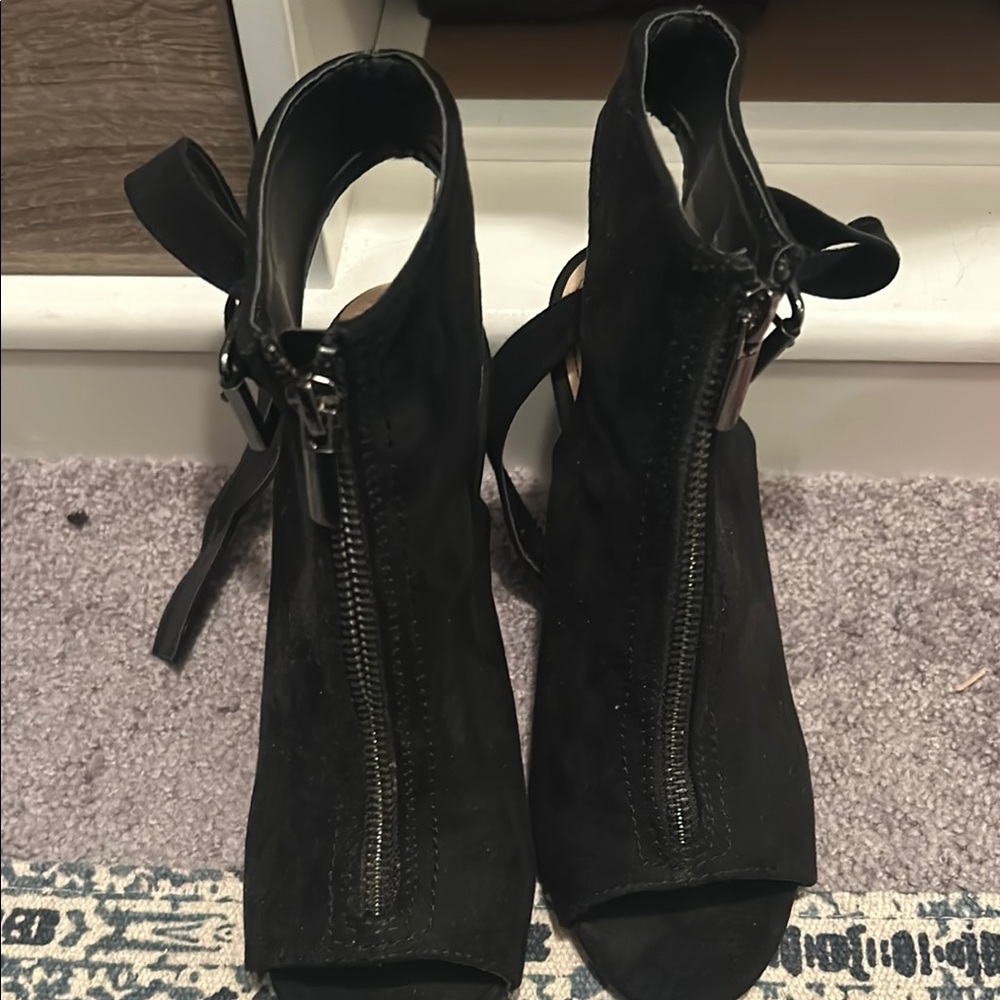 JustFab Black Heeled Boots with Zipper Closure